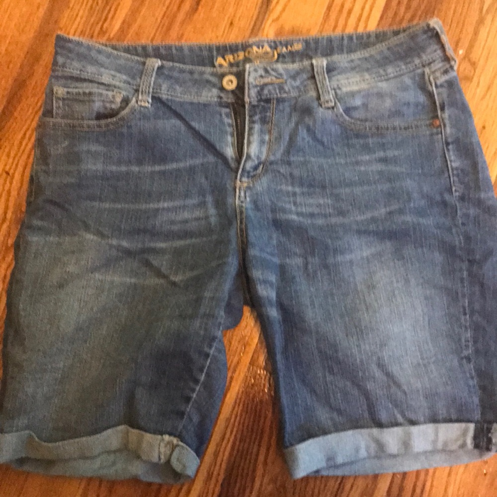 Arizona junior shorts!